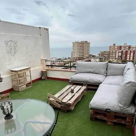 公寓 Atico Duplex Con Piscina Y Vista Al Mar 托雷莫利诺斯